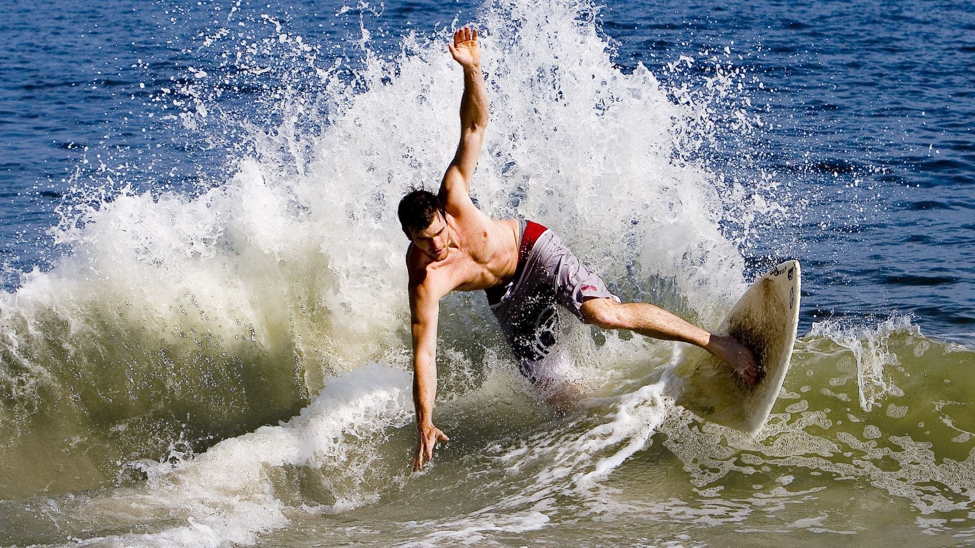 梅西带领阿根廷稳步迈向世界杯，状态火热