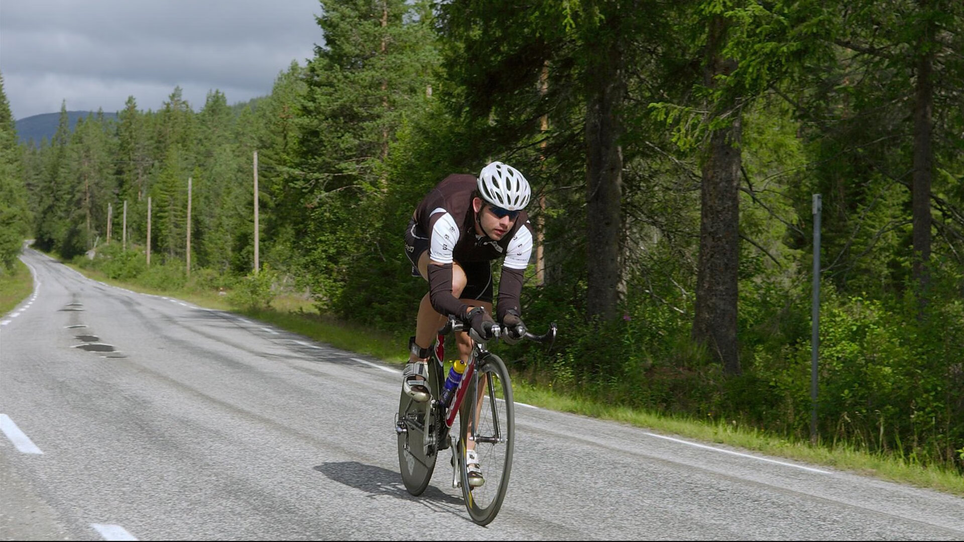 陈芋汐决赛表现助力中国队夺金,陈芋汐可提升的环节,听听前冠军怎么说